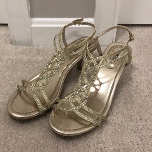 Kenneth Cole Unlisted Sparkly Gold Low Heels